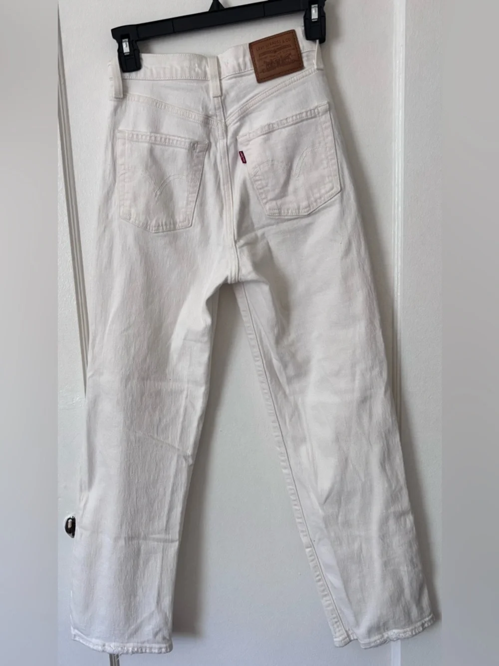 Levi’s Ribcage Straight Ankle Jeans Sz 24 White High Rise Raw Hem